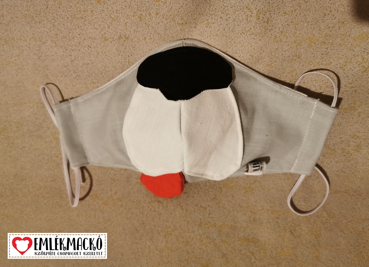 lógó nyelvű kutya+l